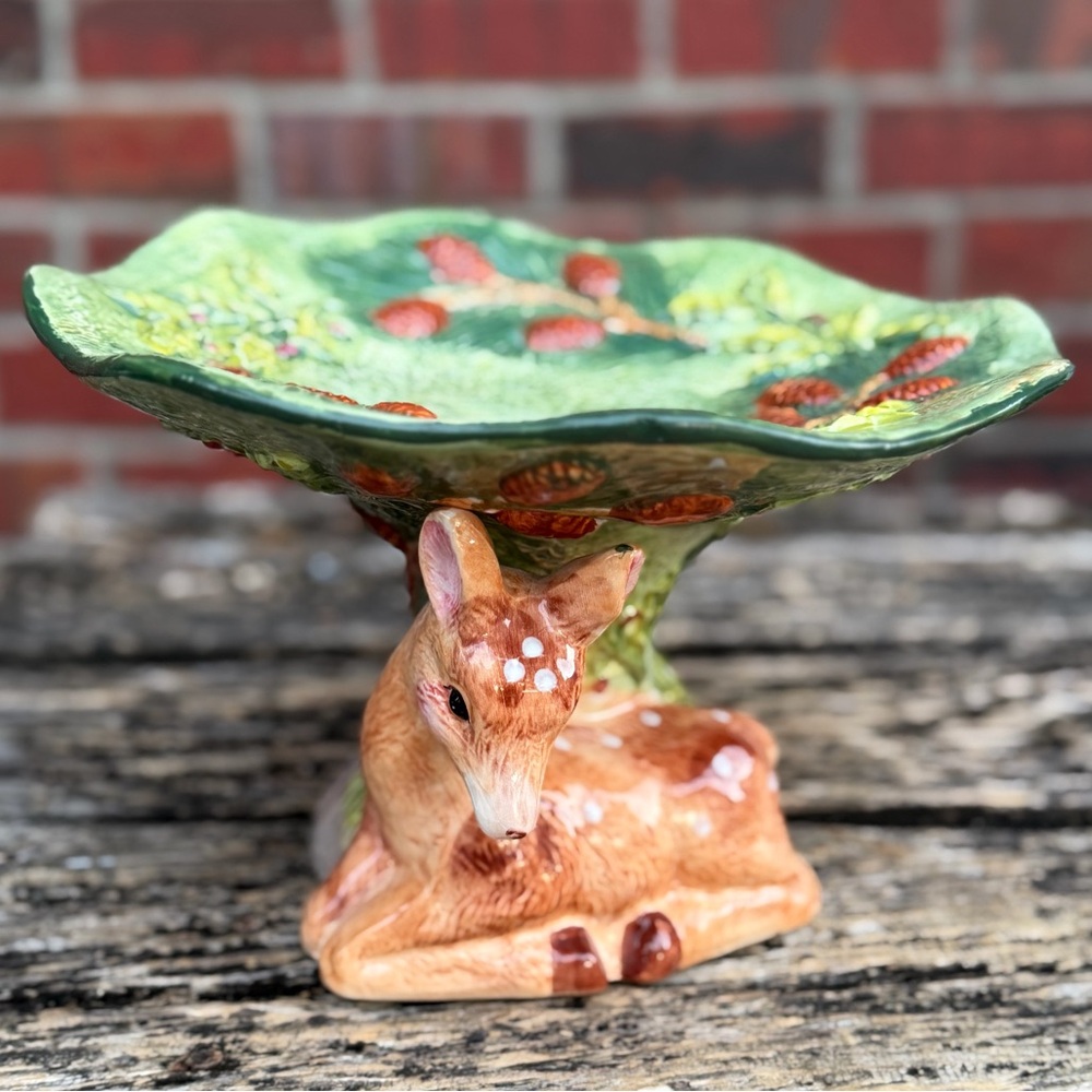 Vintage World Bazaars Majolica Deer Fawn Pinecone Pedestal Stand Centerpiece F4